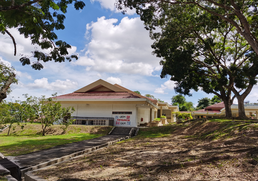 3-200421163KcT.jpg 3-200421163KcT.jpg